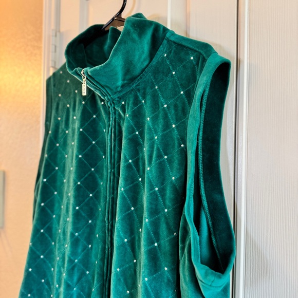 Quaker Factory Green Velour Quilted Rhinestone Zip Up Vest Women's Plus 3XL - Picture 2 of 8